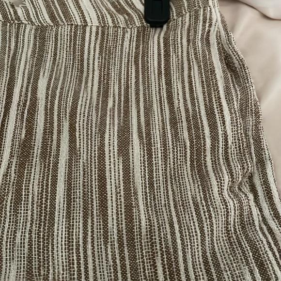 Free People 100% cotton straight leg self fringe hem pants. - Picture 5 of 10